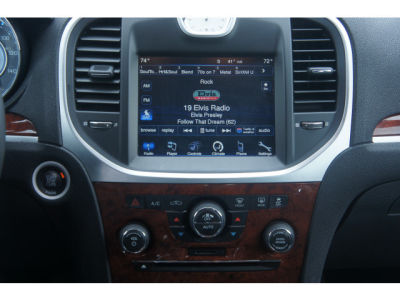 2012 Chrysler 300  Limited