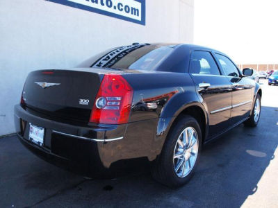 2010 Chrysler 300  Touring/Signature Series