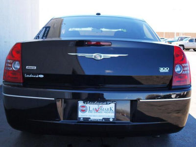 2010 Chrysler 300  Touring/Signature Series