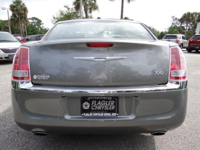 2012 Chrysler 300  Limited