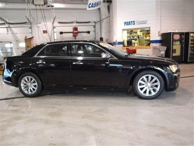 2012 Chrysler 300  Limited