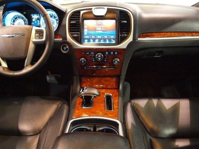 2012 Chrysler 300  Limited