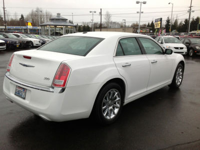 2011 Chrysler 300  Limited