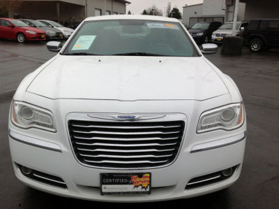 2011 Chrysler 300  Limited