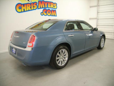 2011 Chrysler 300  Limited