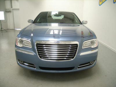 2011 Chrysler 300  Limited