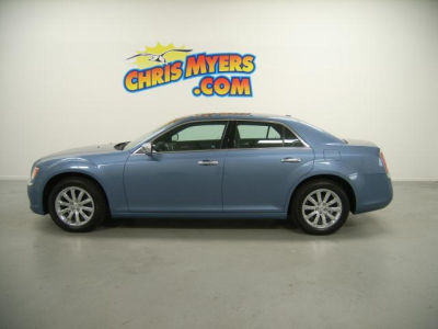 2011 Chrysler 300  Limited