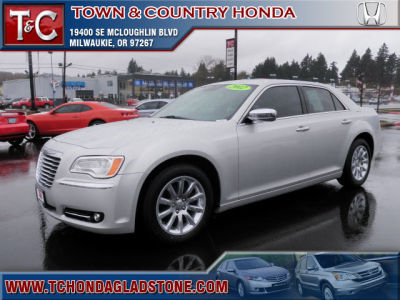 2012 Chrysler 300  Limited