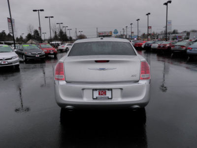 2012 Chrysler 300  Limited