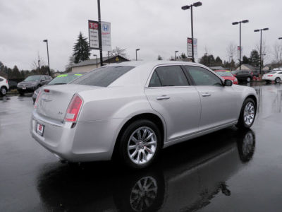 2012 Chrysler 300  Limited