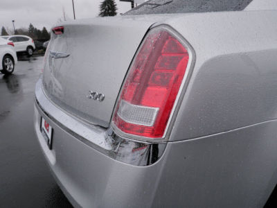 2012 Chrysler 300  Limited