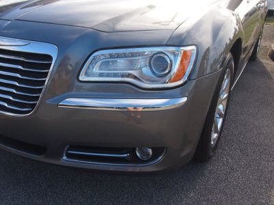 2012 Chrysler 300  Limited