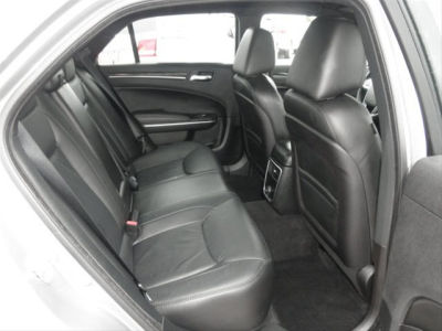 2011 Chrysler 300  Limited