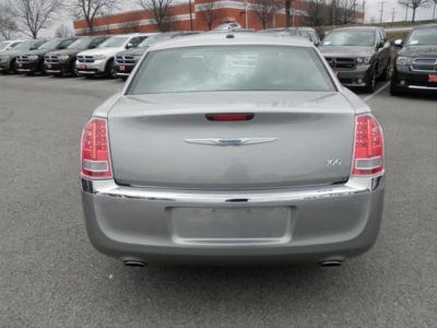 2011 Chrysler 300  Limited