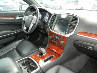 2012 Chrysler 300  Limited
