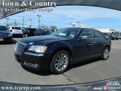 2012 Chrysler 300  Limited