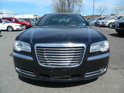 2012 Chrysler 300  Limited