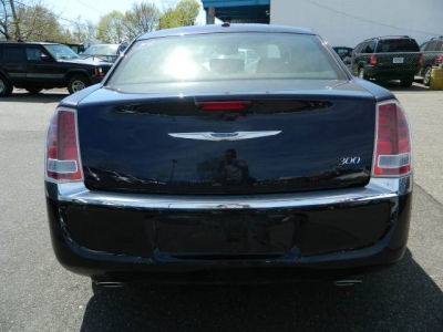 2012 Chrysler 300  Limited