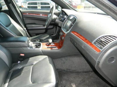 2012 Chrysler 300  Limited