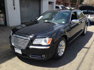 2012 Chrysler 300  Limited