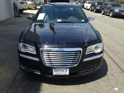2012 Chrysler 300  Limited