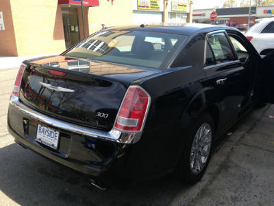 2012 Chrysler 300  Limited