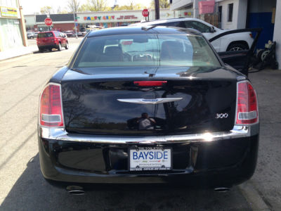 2012 Chrysler 300  Limited