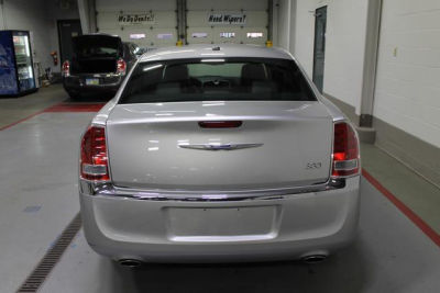 2012 Chrysler 300  Limited