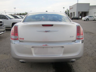 2012 Chrysler 300  Base