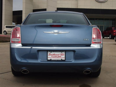 2011 Chrysler 300  Limited