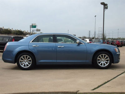 2011 Chrysler 300  Limited