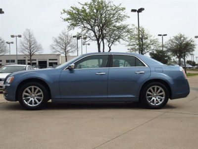 2011 Chrysler 300  Limited
