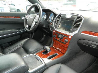 2012 Chrysler 300  Limited