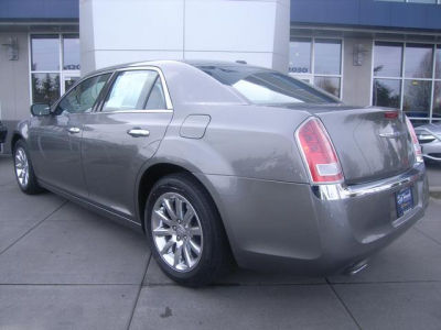 2012 Chrysler 300  Limited