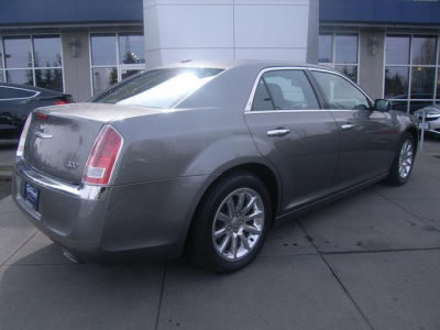 2012 Chrysler 300  Limited