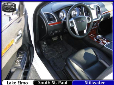 2012 Chrysler 300  Limited