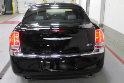2012 Chrysler 300  Limited