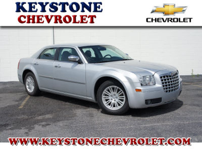 2010 Chrysler 300  Touring