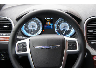 2012 Chrysler 300  Limited