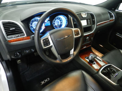 2012 Chrysler 300  Limited