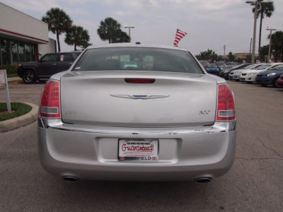2012 Chrysler 300  Limited