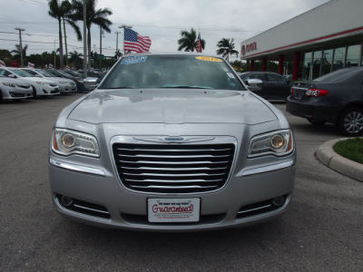 2012 Chrysler 300  Limited