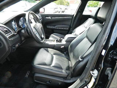 2011 Chrysler 300  Limited