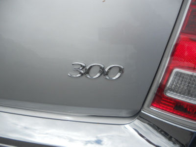 2012 Chrysler 300  Limited