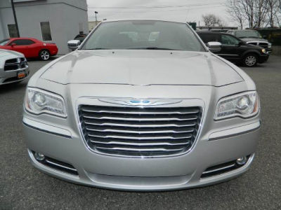 2012 Chrysler 300  Limited