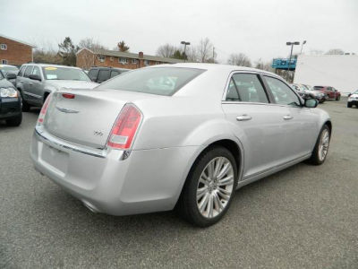 2012 Chrysler 300  Limited