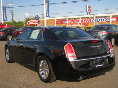 2012 Chrysler 300  Limited