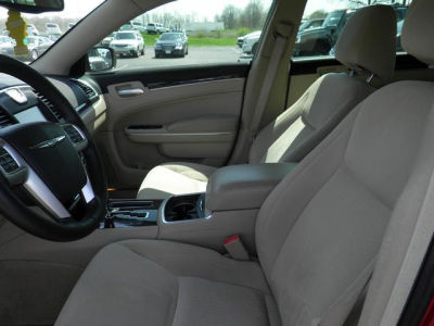 2011 Chrysler 300  Base