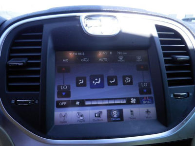 2011 Chrysler 300  Base