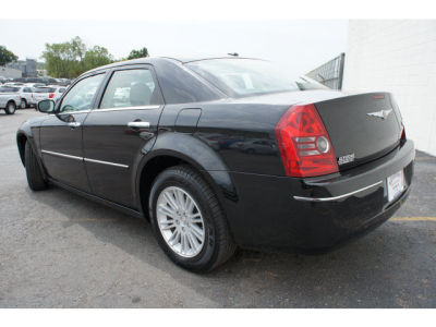 2010 Chrysler 300  Touring